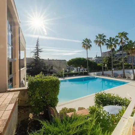 아파트 Blue House - Piscina & Campo Da Tennis *