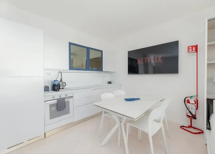 Blue House - Piscina & Campo Da Tennis Appartement