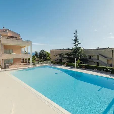 Blue House - Piscina & Campo Da Tennis